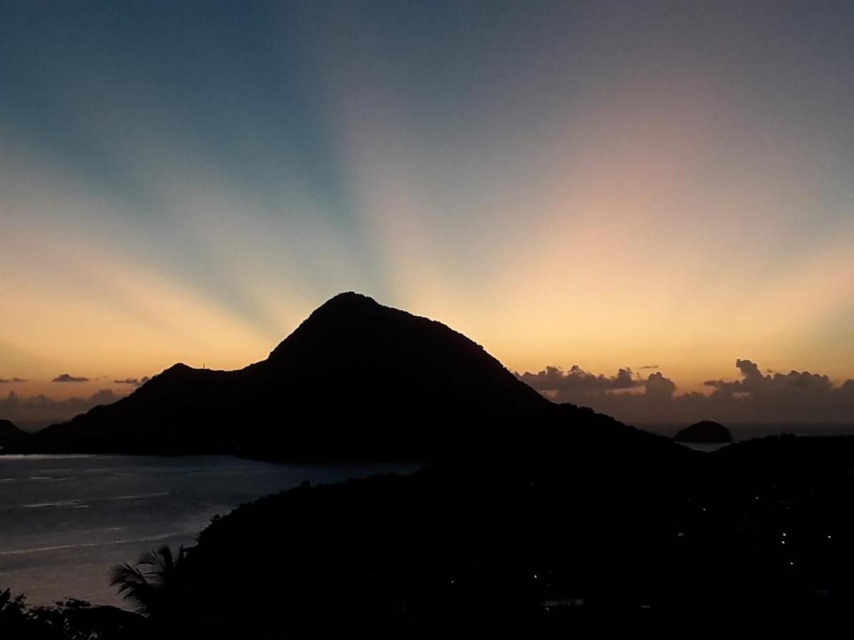 Ti Kaz Anoli Vue Epoustouflante Sur La Baie Villa Terre-de-Bas ภายนอก รูปภาพ