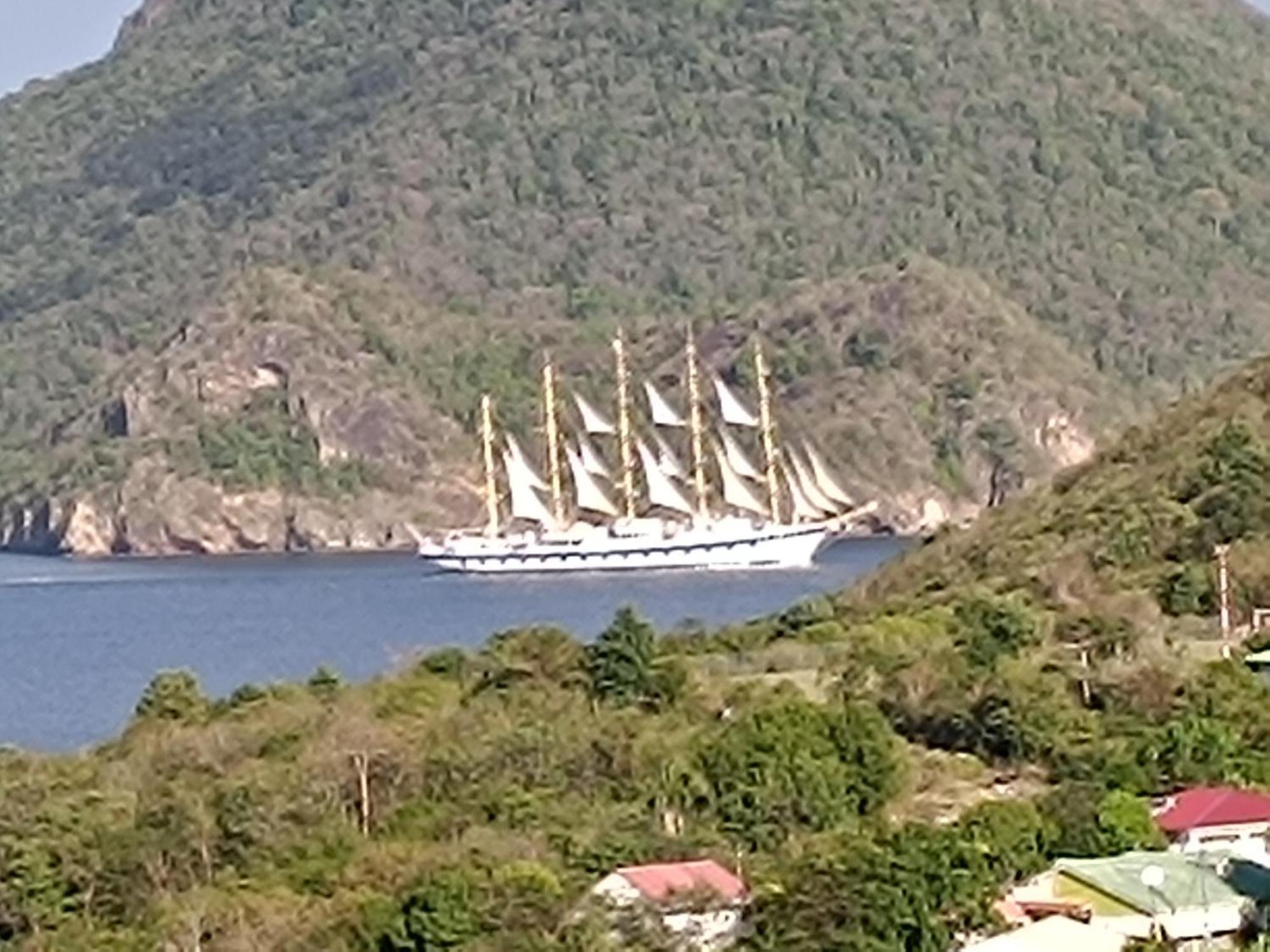 Ti Kaz Anoli Vue Epoustouflante Sur La Baie Villa Terre-de-Bas ภายนอก รูปภาพ